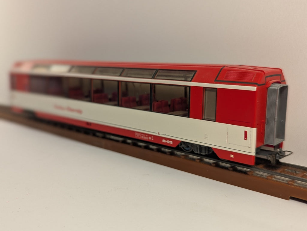 Bemo 3288 202 HOe Gauge Furka-Oberalp Glacier Express First Class coach - boxed