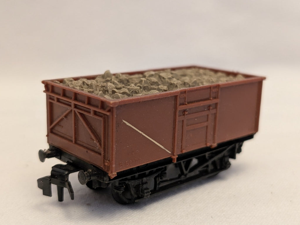 Trix OO Gauge 16-Ton Mineral Wagon Goods Wagon B68174 BR Bauxite