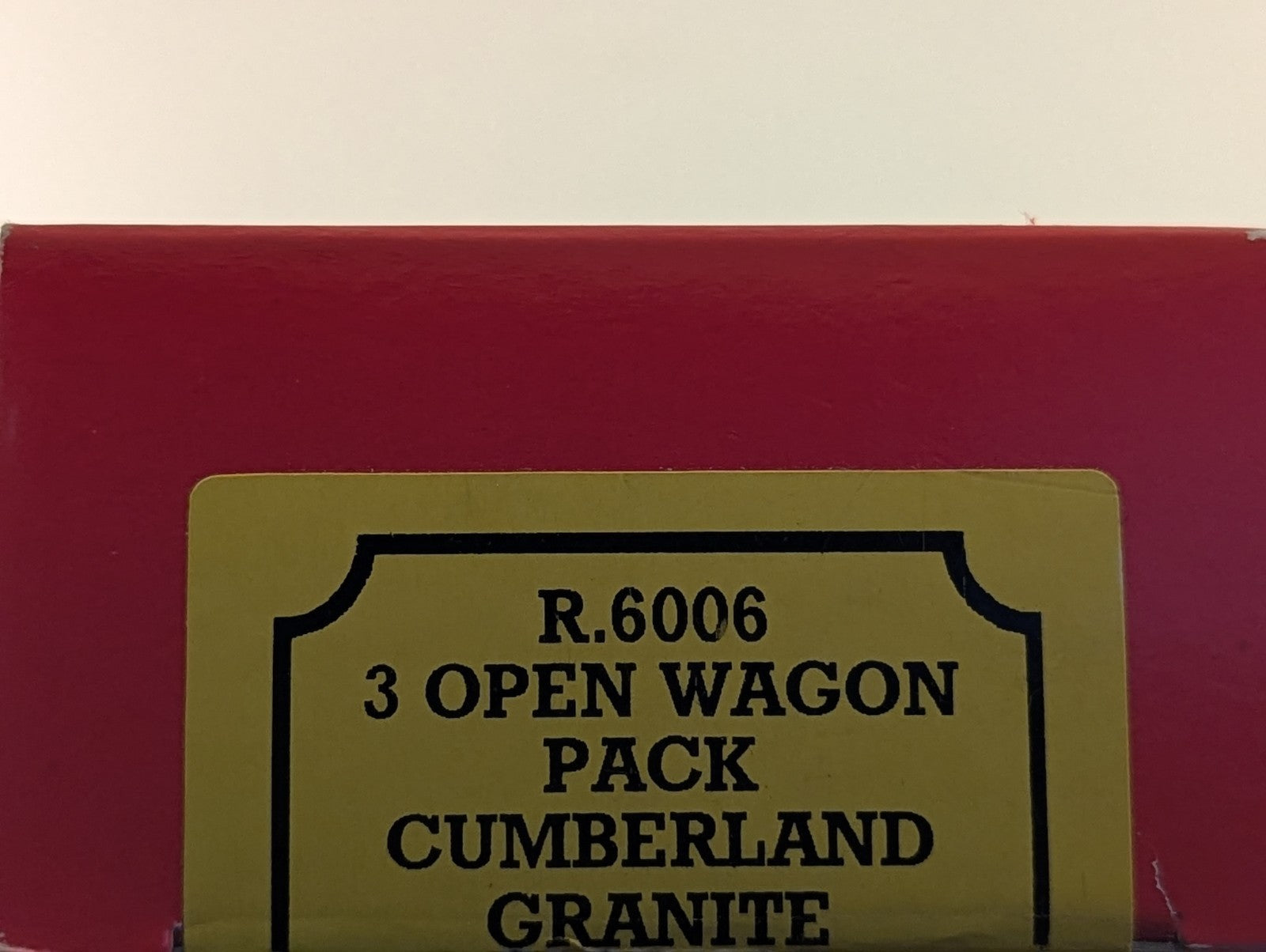 Hornby R6006 OO Gauge Cumberland Granite Co 5 Plank Open Wagon with Load