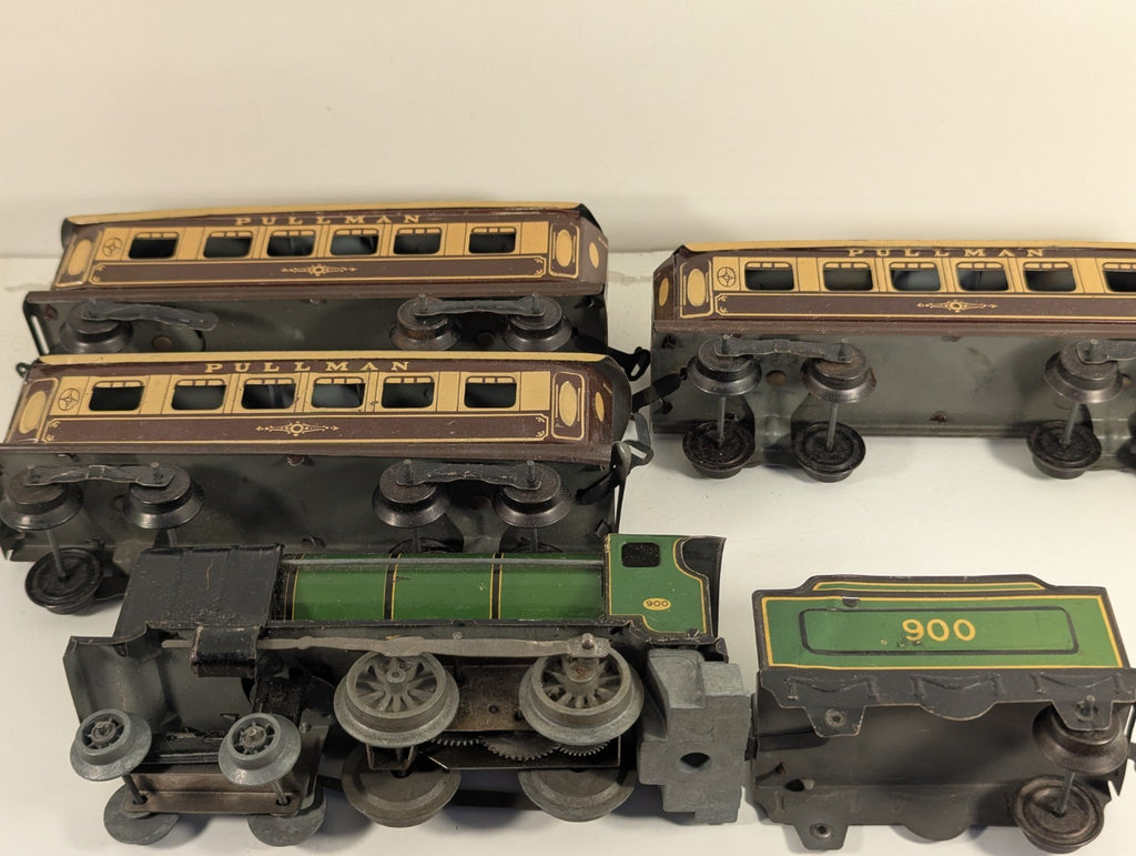 Hornby O Gauge Clockwork No. 2 Special Schools Class 'Eton' Passenger Set Train