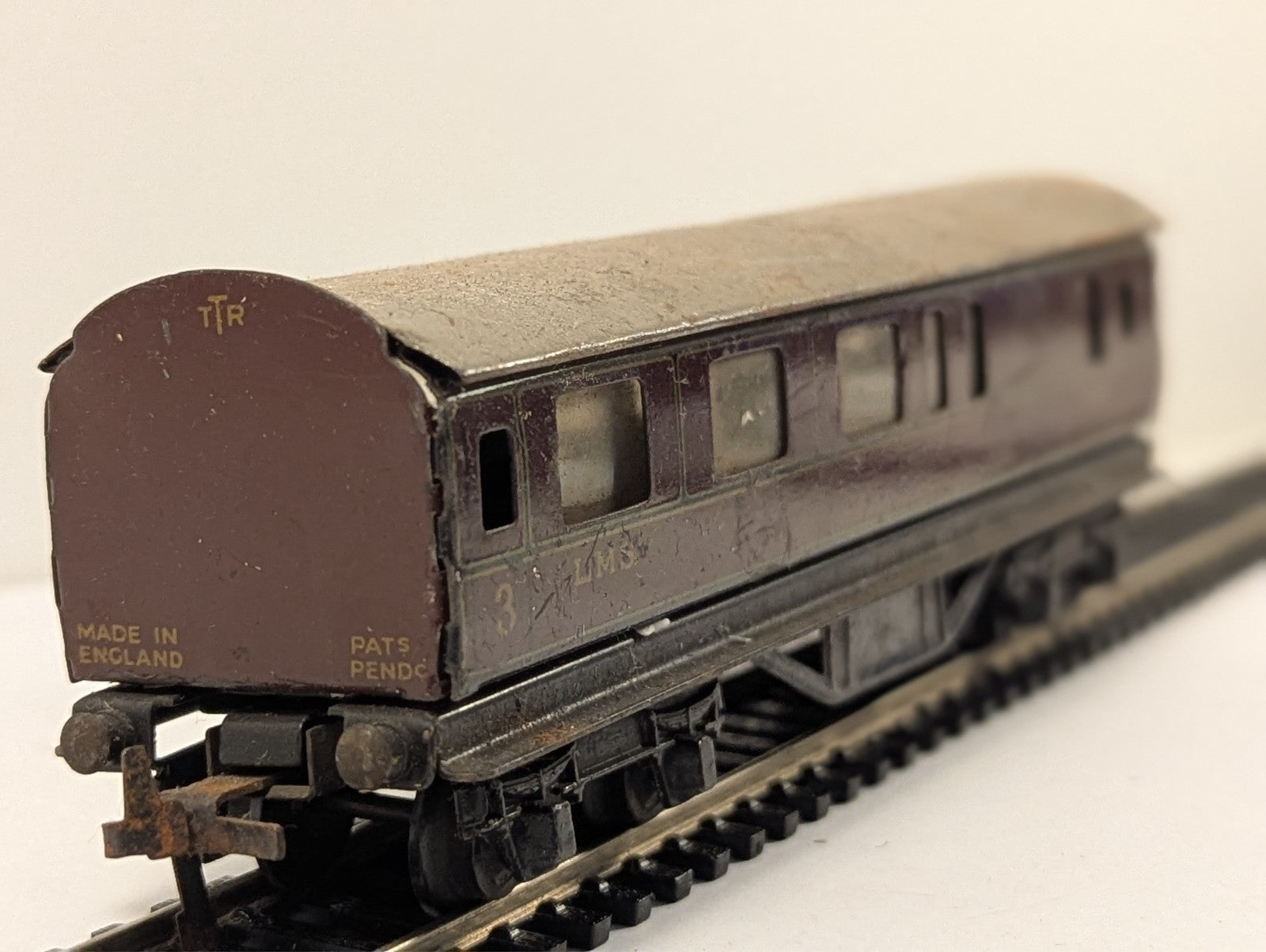 Trix OO Gauge LMS 3rd Class Brake Coach
