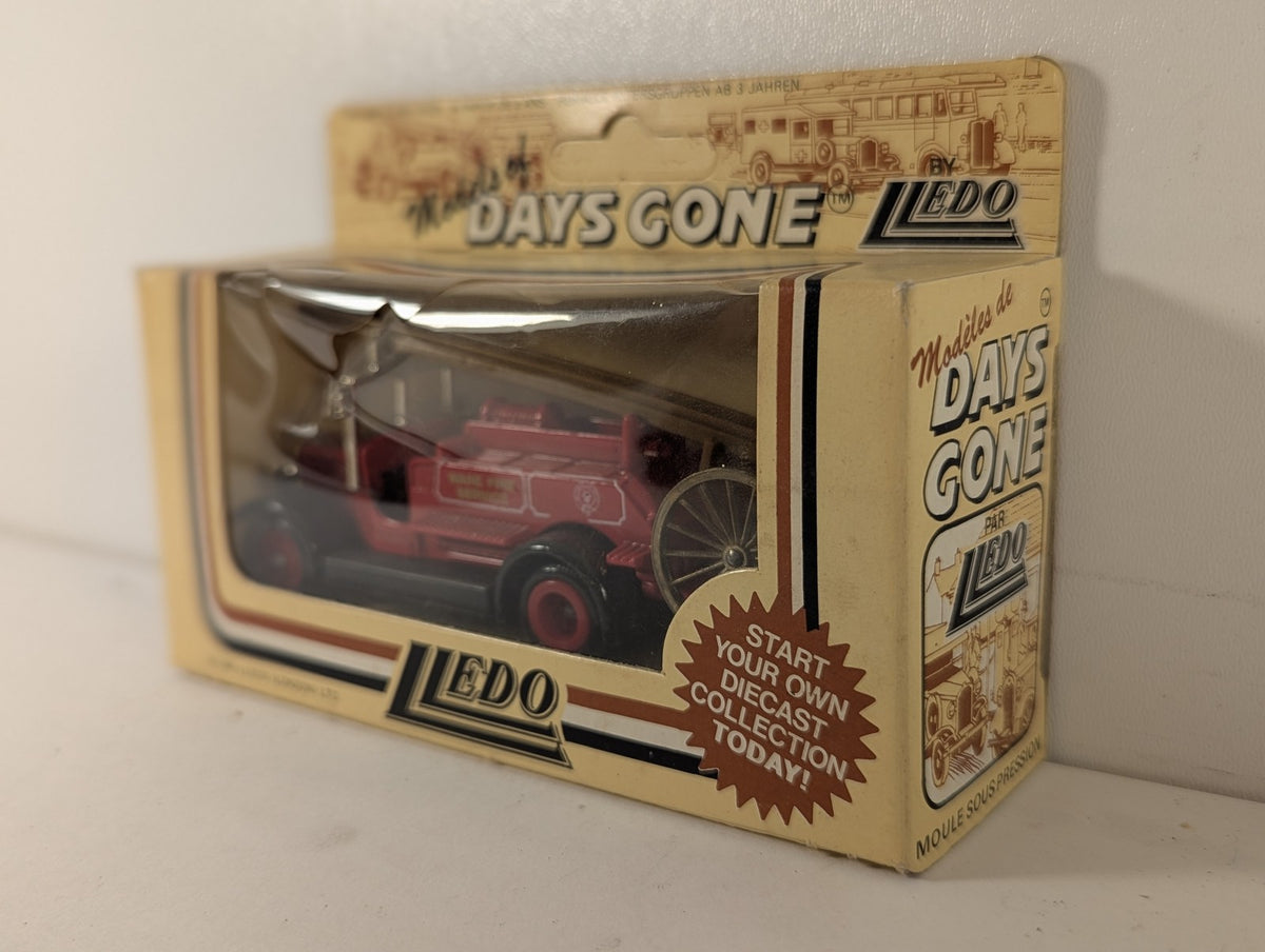 Lledo Dennis Fire Engine Die-cast Model Vehicle Ware Fire Service 12