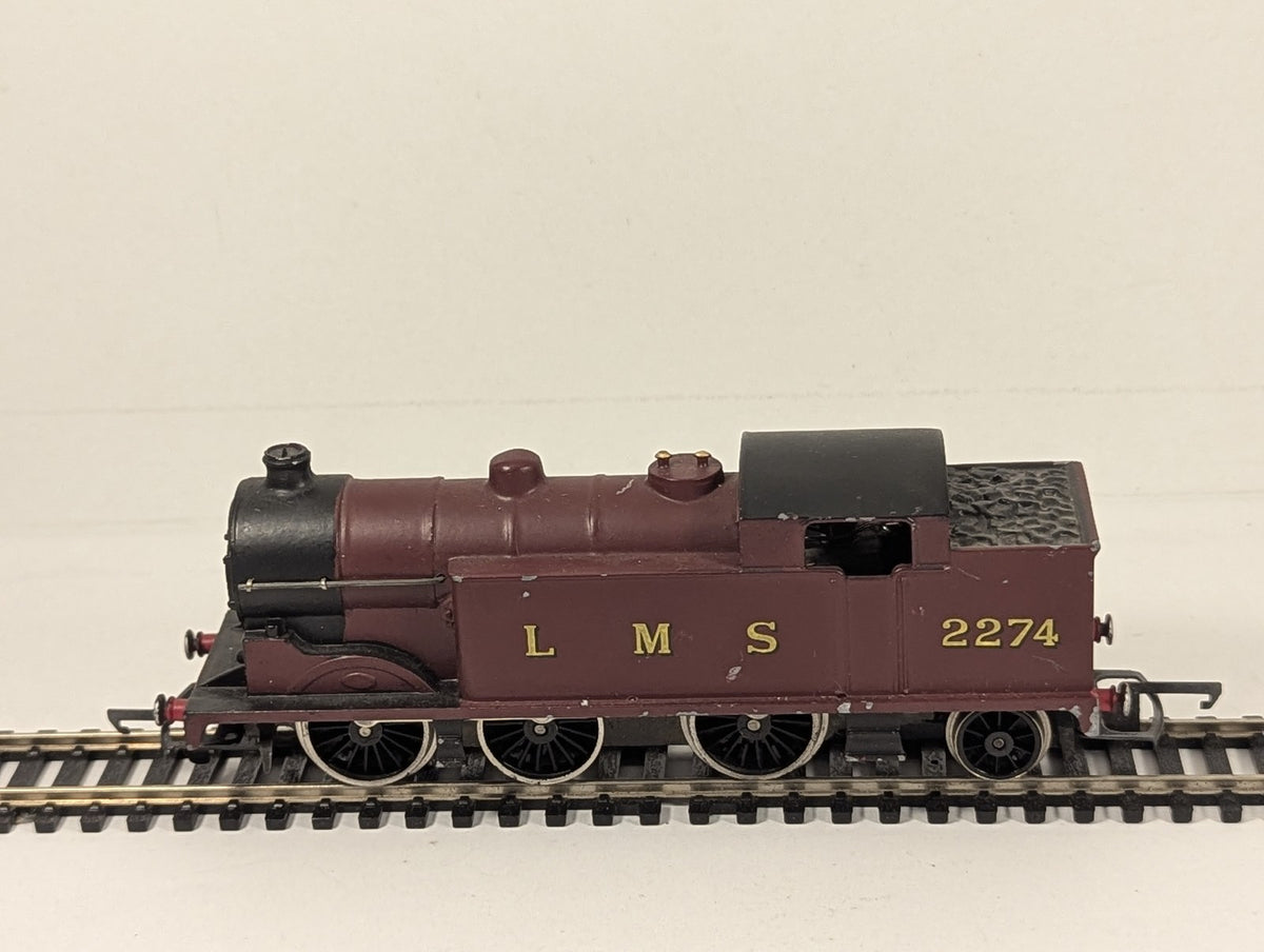 Wrenn OO Gauge Class 3NT 0-6-2T Steam Locomotive 2274 LMS Maroon W2215