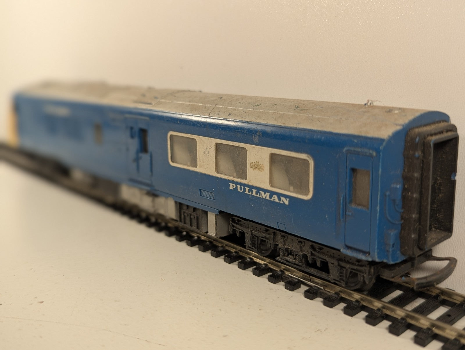 Tri-ang OO Gauge Blue Pullman Brake Second Dummy Car BR