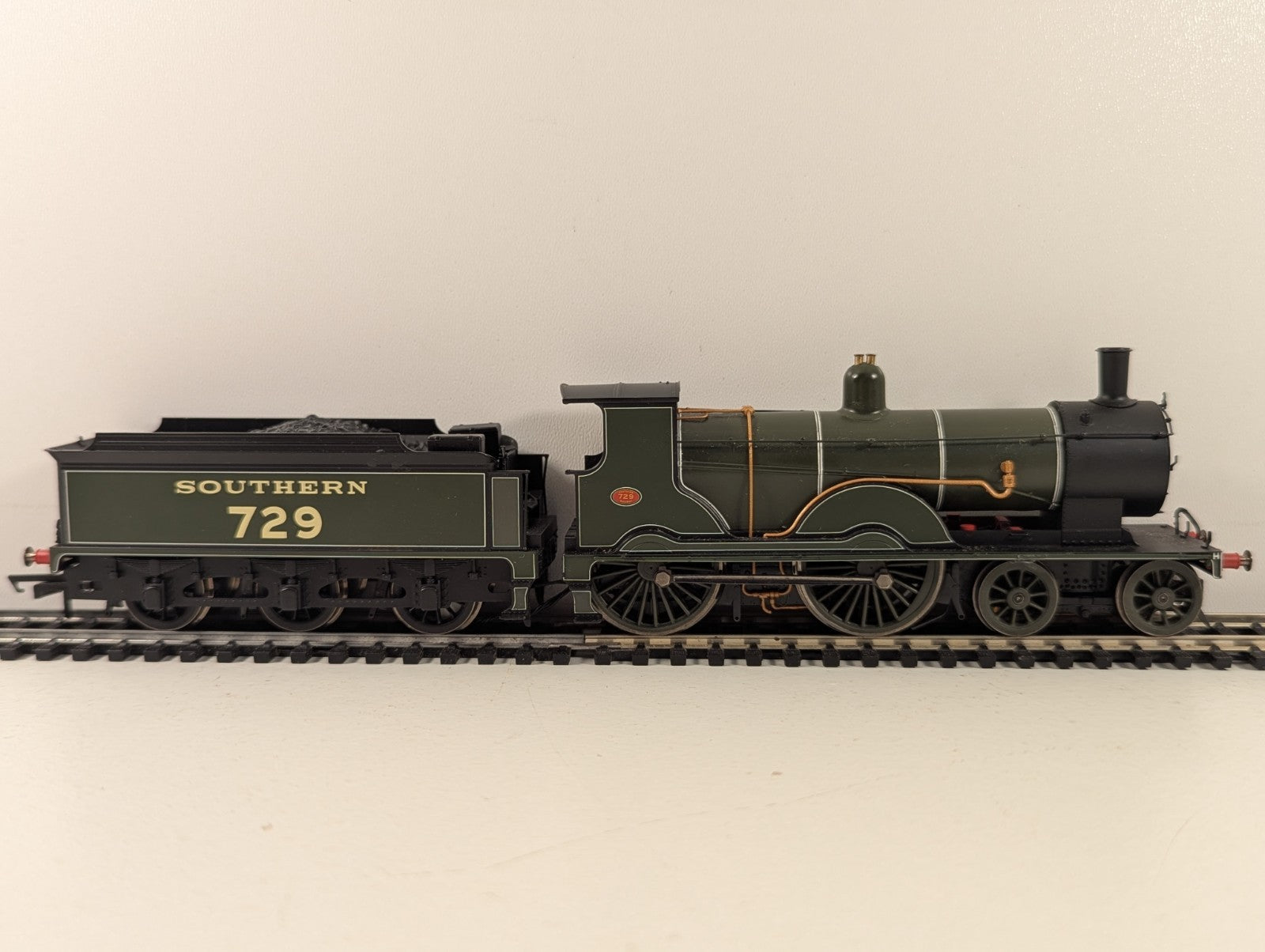 Hornby R2711 OO Gauge Southern Railway Class T9 - Boxed