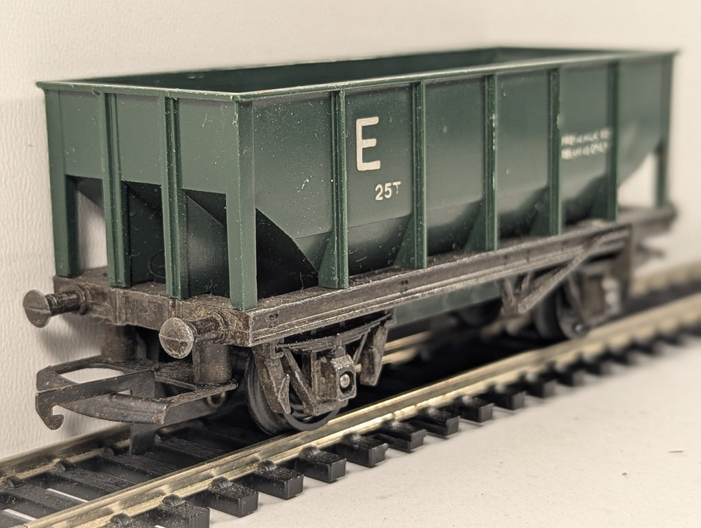 Tri-ang OO Gauge 25 Ton Ore Hopper Wagon Goods Wagon BR Departmental Green R214