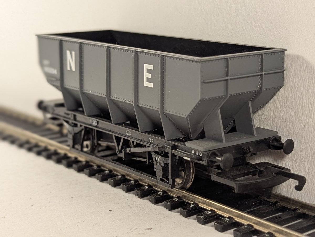 Bachmann OO Gauge LNER 20 Ton Steel Hopper Wagon Goods Wagon 193254 LNER Grey