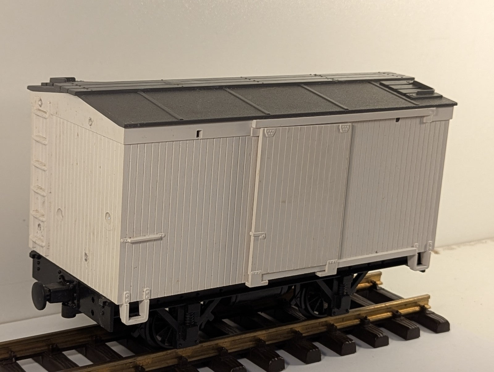 LGB G Scale Two-Axle Closed Goods Van White