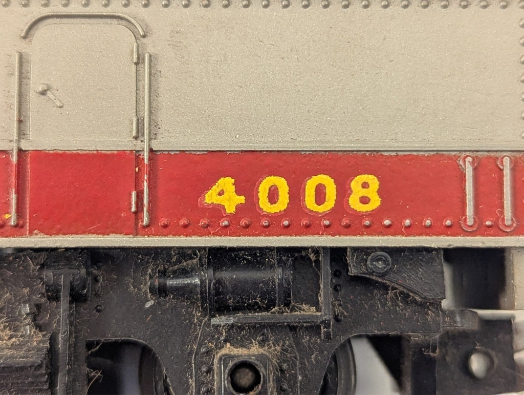 Tri-ang HO Gauge R57 Transcontinental B-B Diesel Dummy Locomotive