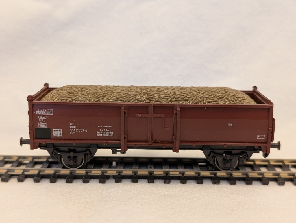 Trix HO Scale DB Eo Open Wagon with Sugar Beet Load 514 2 557-0 DB