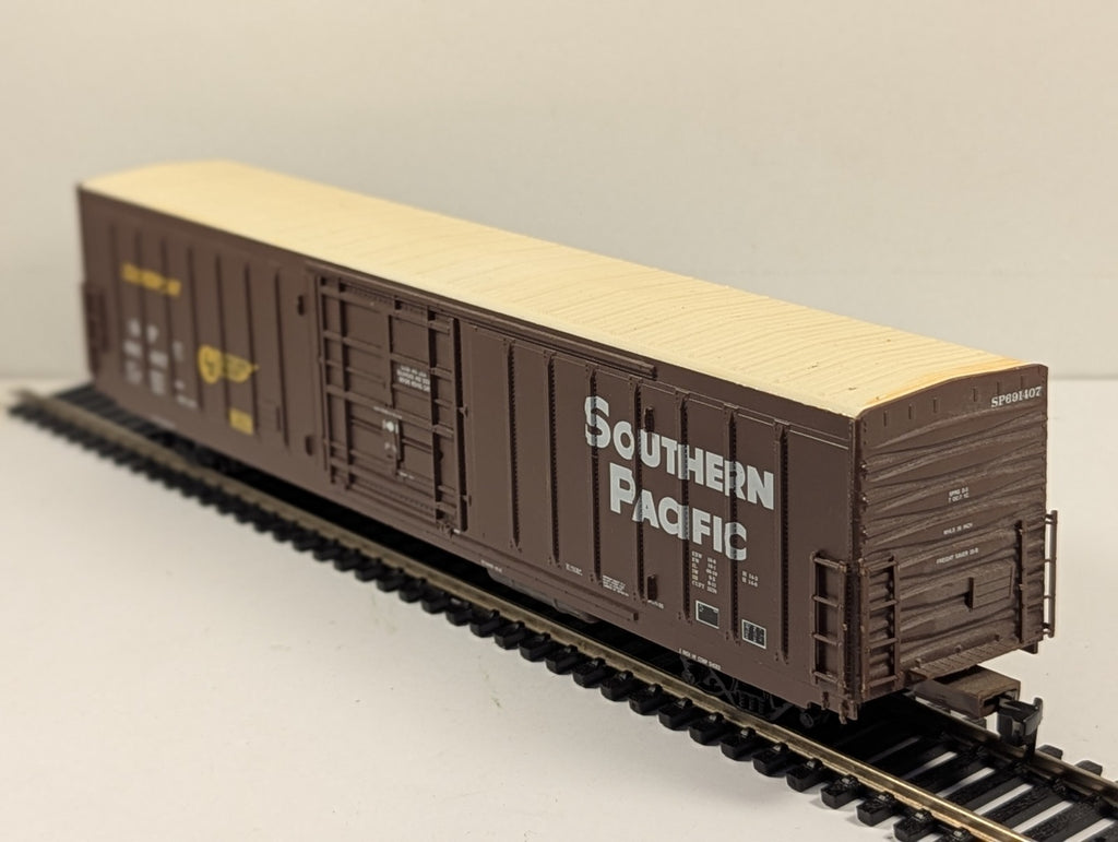 Walthers HO Gauge 50ft Smooth-Side Boxcar
