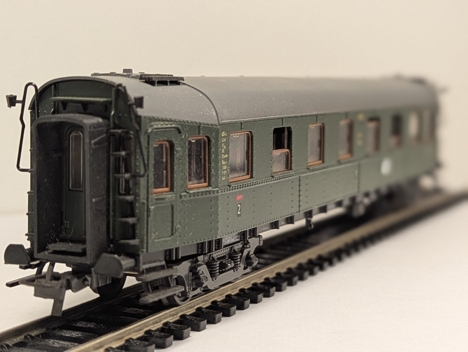 Roco 4291 HO Gauge DB Passenger Coach