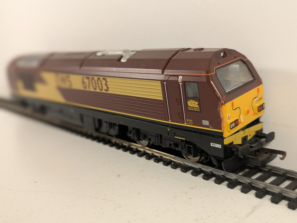 Lima OO Gauge Class 67 Diesel Locomotive 67003 EWS Maroon and Gold L204978