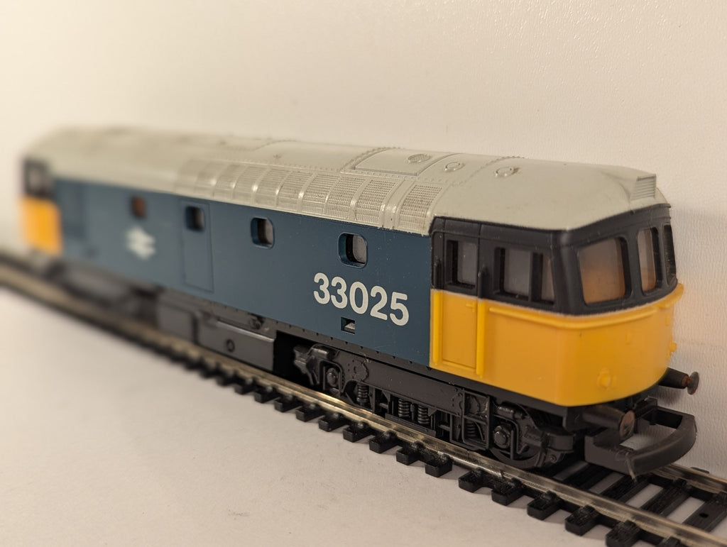 Lima OO Gauge Class 33 Locomotive 33025 BR Blue 205228A1
