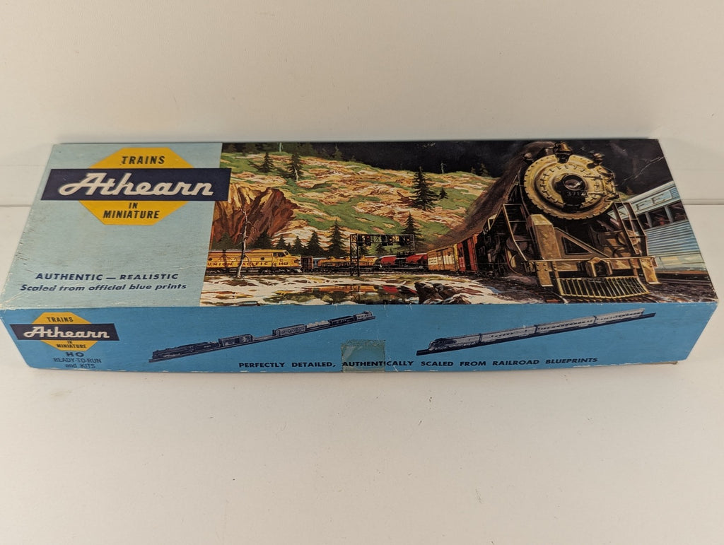 Athearn HO Scale Southern Pacific Daylight Chair Car Passenger Car SP 2424 1818