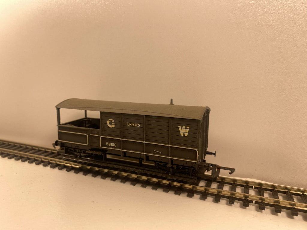 Airfix 54363 20T Toad Brake Van – GWR Grey Livery – No. 56616 ‘Oxford’
