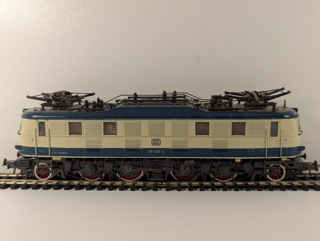 Roco HO Gauge DB Class BR 118 Electric Locomotive 118 028-0