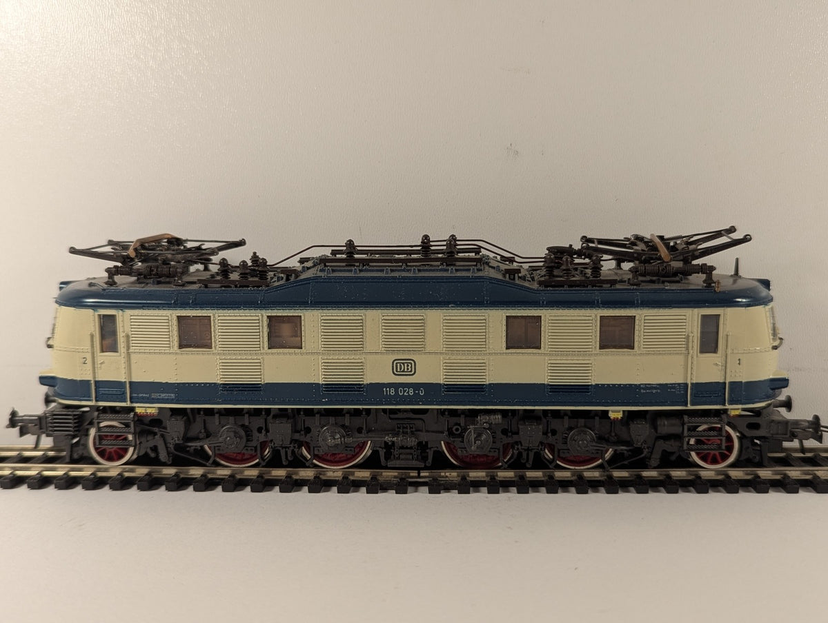 Roco HO Gauge DB Class BR 118 Electric Locomotive 118 028-0