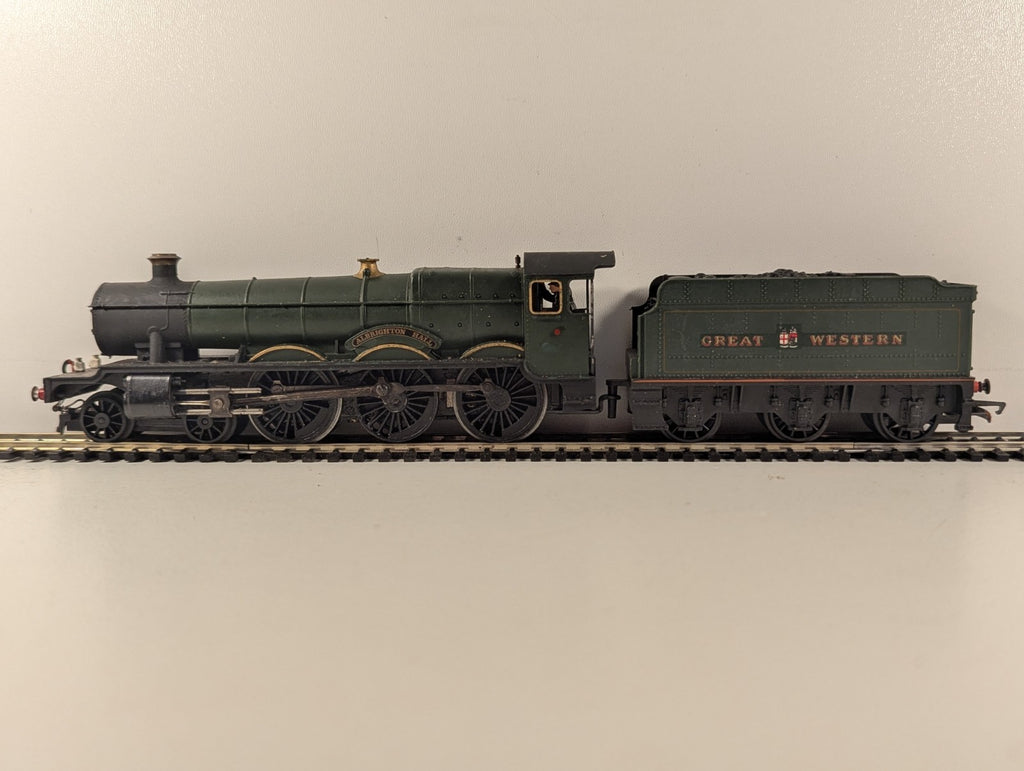 Hornby OO Gauge GWR Hall Class 'Albrighton Hall' Steam Locomotive
