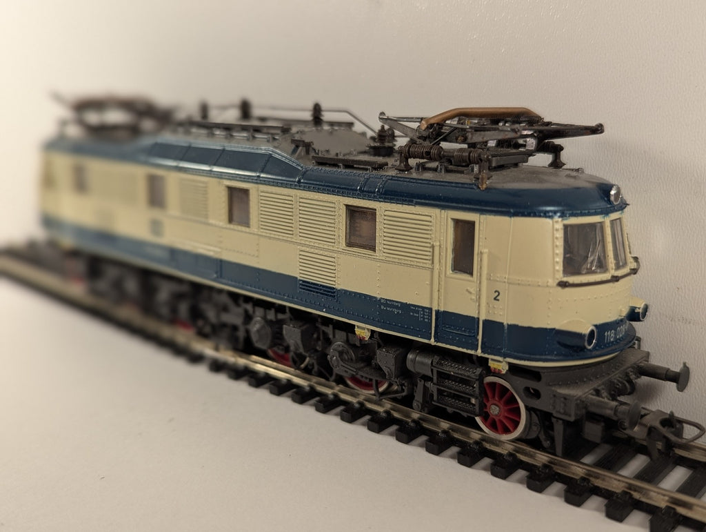 Roco HO Gauge DB Class BR 118 Electric Locomotive 118 028-0