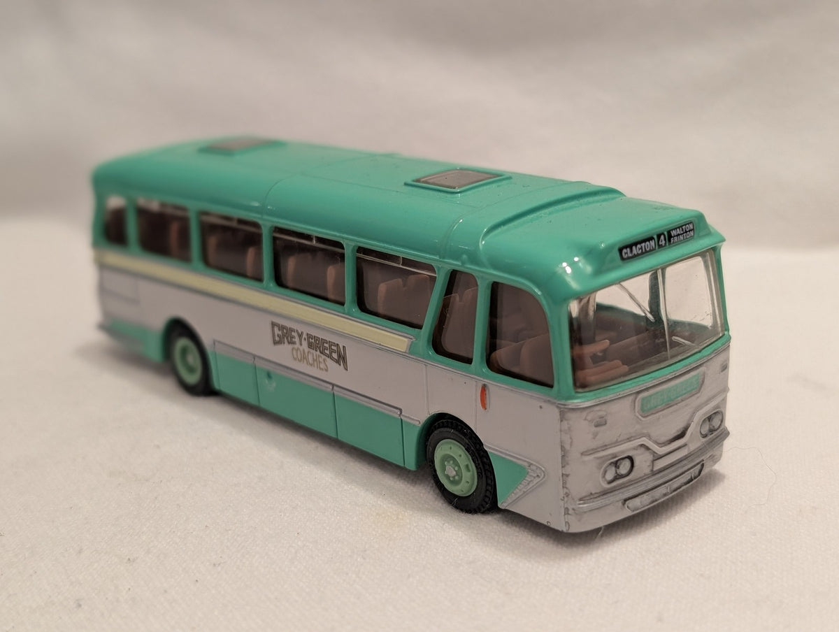 EFE 1:76 Scale Harrington Cavalier Grey-Green Coaches Die-cast Coach