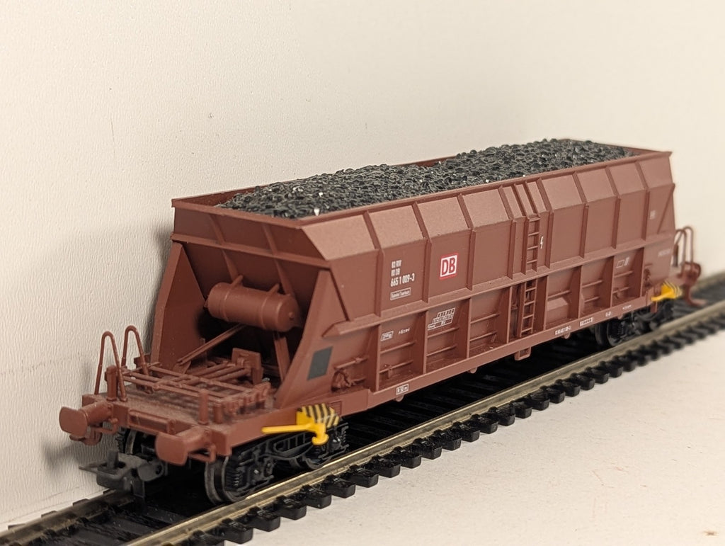 Electrotren HO Gauge DB Falns Hopper Wagon Goods Wagon 665 1 009-3 DB Brown