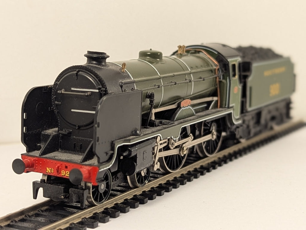 Hornby OO Gauge Schools Class 4-4-0 No. 926 'Repton' with  Wrong Tender
