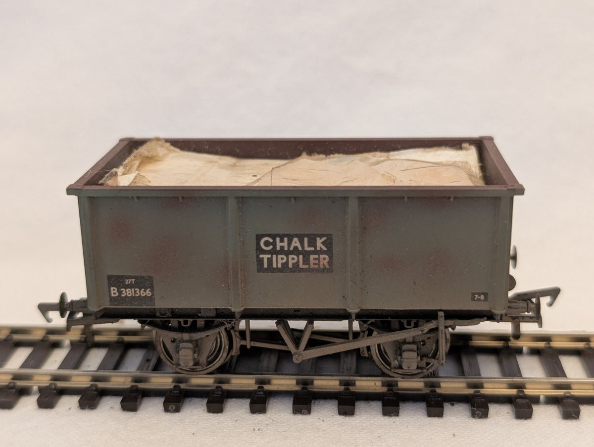 Bachmann OO Gauge 27T Chalk Tippler Goods Wagon B 381366 BR Grey 38