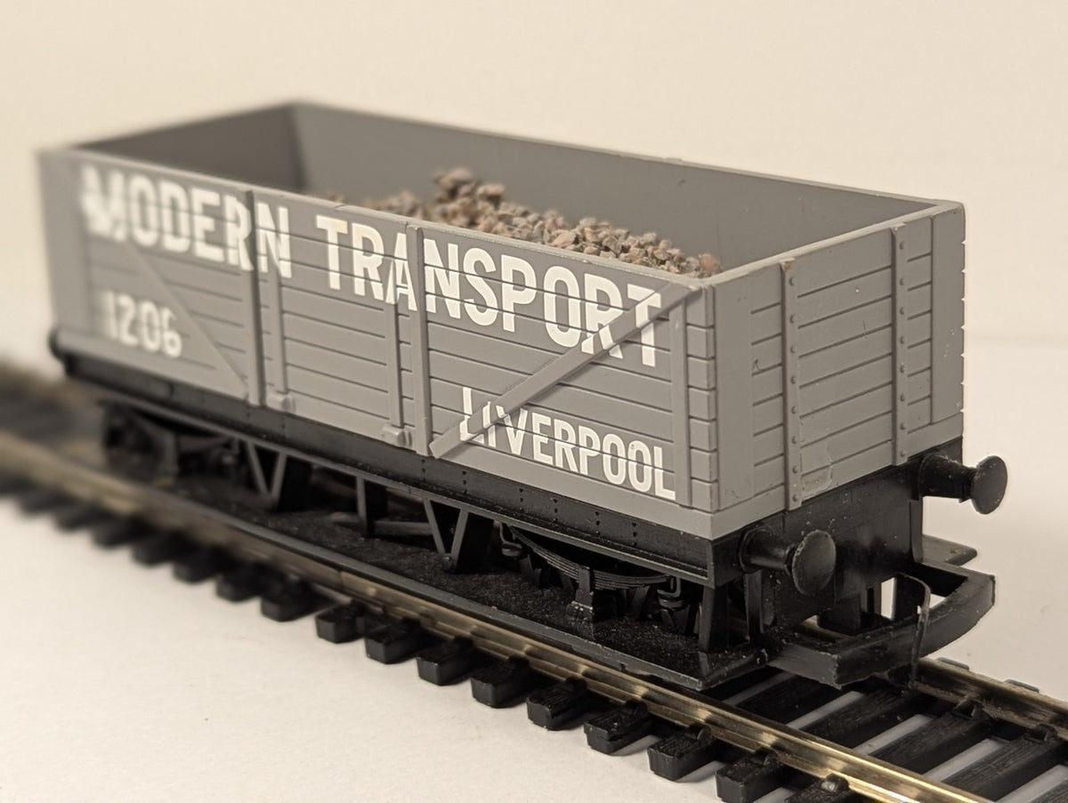 Hornby R1115 OO Gauge 7 Plank Open Wagon Modern Transport Liverpool with coal
