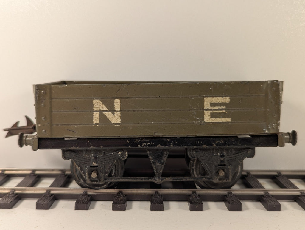 Hornby O Gauge North Eastern Railway Open Wagon - Missing Couplers