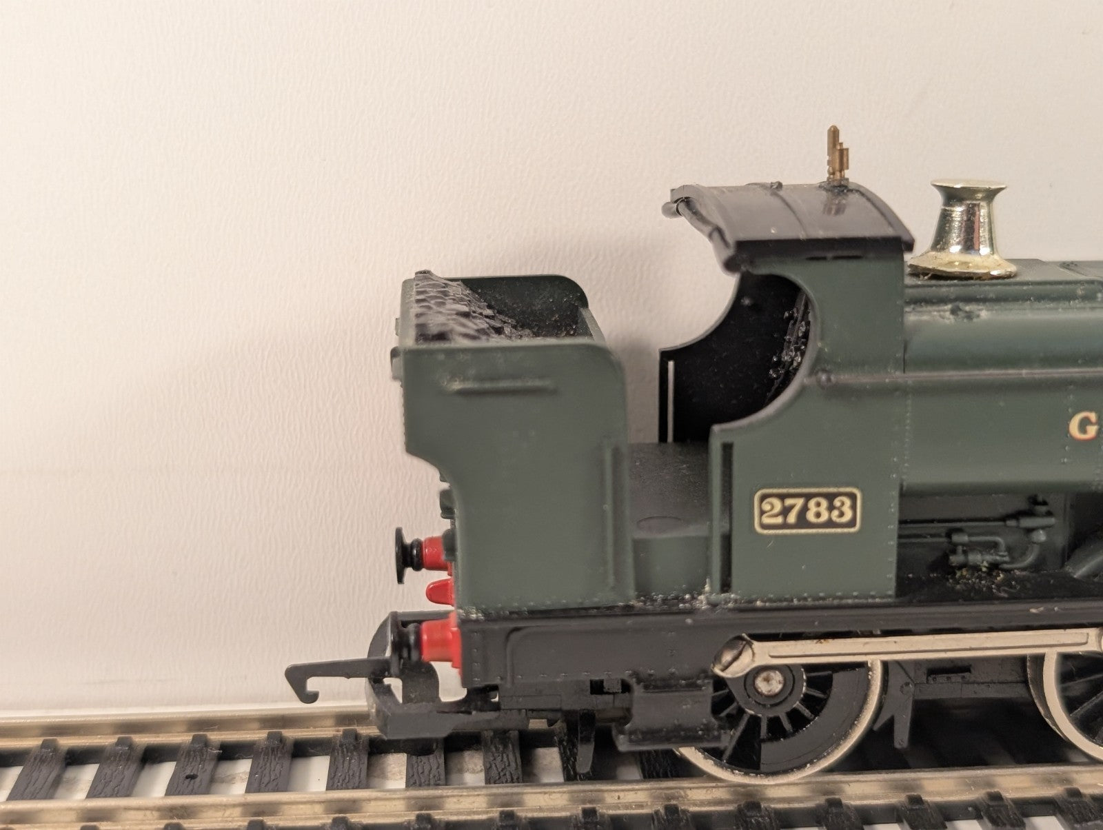 Hornby R760A OO Gauge GWR 2721 Class 0-6-0 Pannier Tank GWR Green