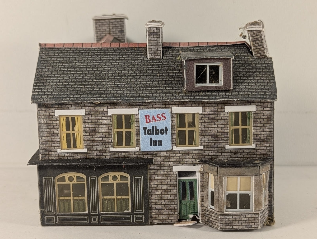 Superquick N Gauge The Talbot Inn Corner Pub Building B24