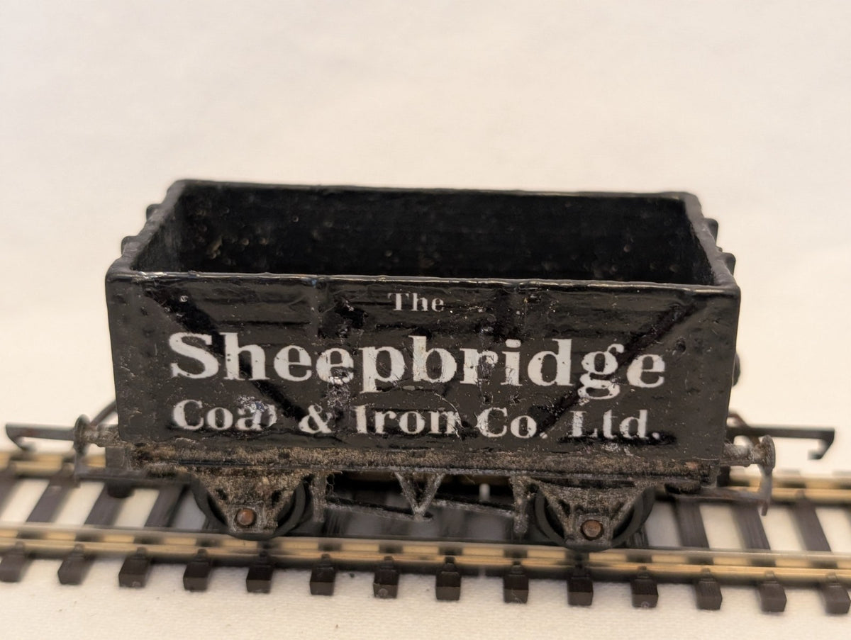 Tri-ang OO Gauge 7-Plank Coal Wagon Goods Wagon Sheepbridge Coal & Iron