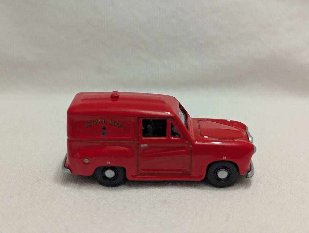 Classix 1:76 Scale / OO Gauge Austin A35 Van Die-cast Vehicle 940 EXU Royal Mail