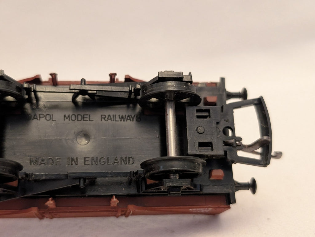 Dapol OO Gauge LMS 12T 5-Plank Open Wagon Goods Wagon 413833 LMS Brown