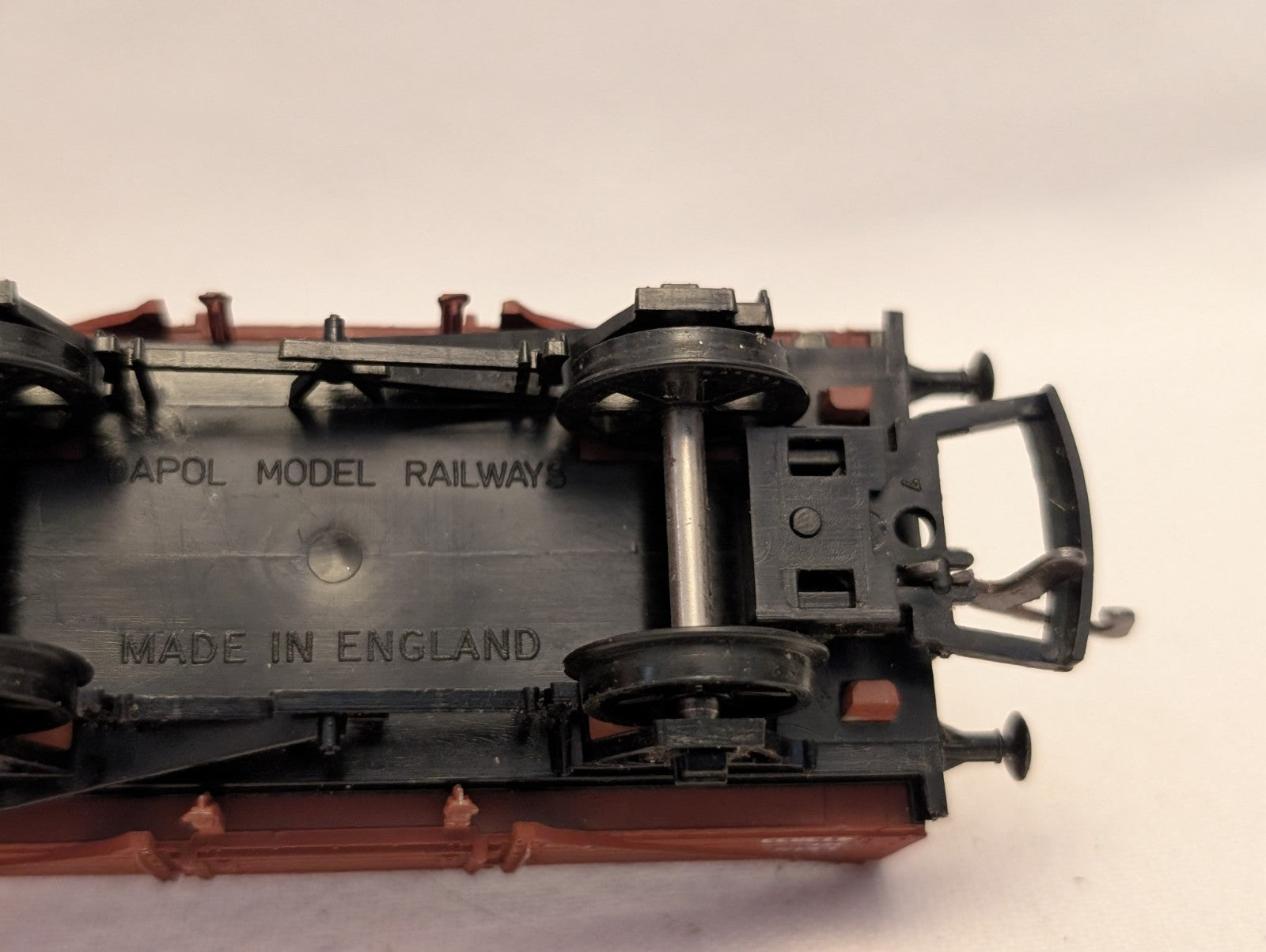 Dapol OO Gauge LMS 12T 5-Plank Open Wagon Goods Wagon 413833 LMS Brown