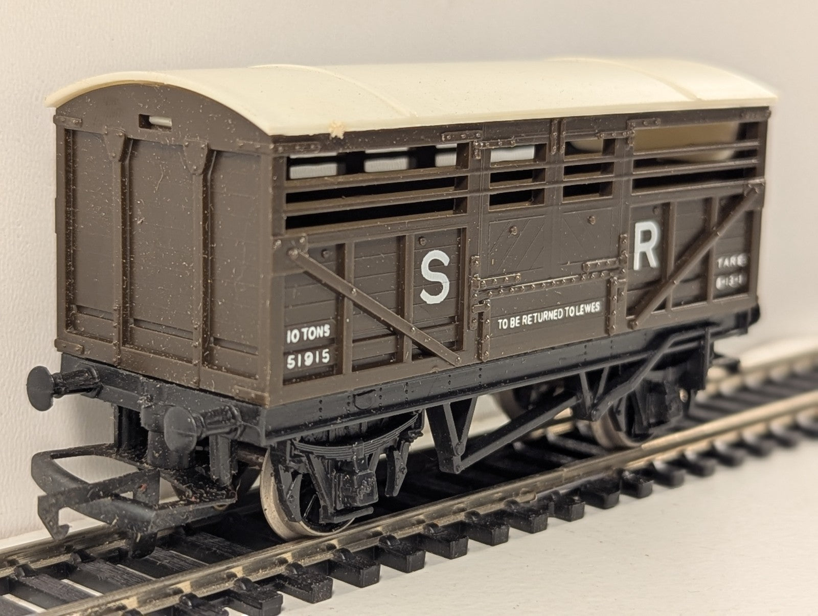 Hornby R106 Southern Railway Sheep Wagon