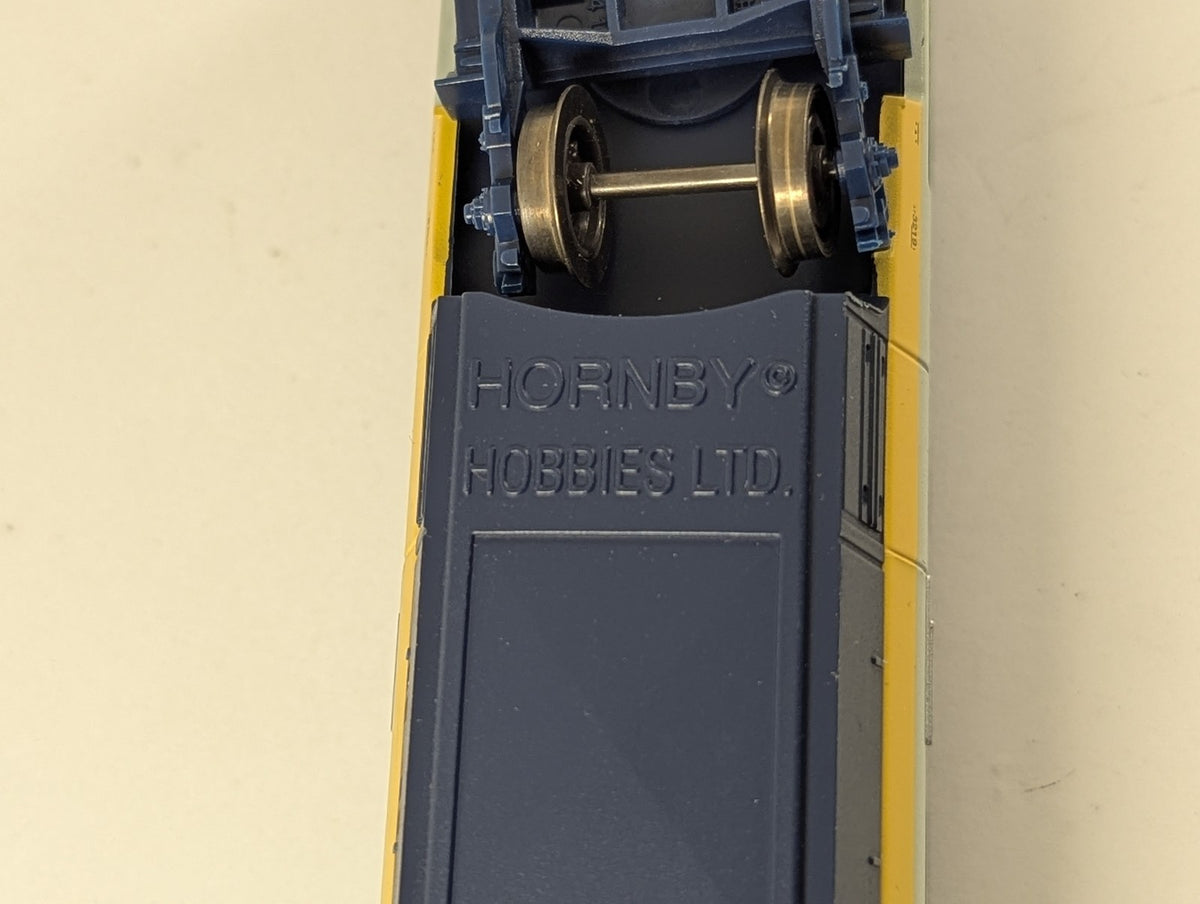Hornby OO Gauge Class 373 Eurostar Coach Passenger Coach 373219 Spares or Repair