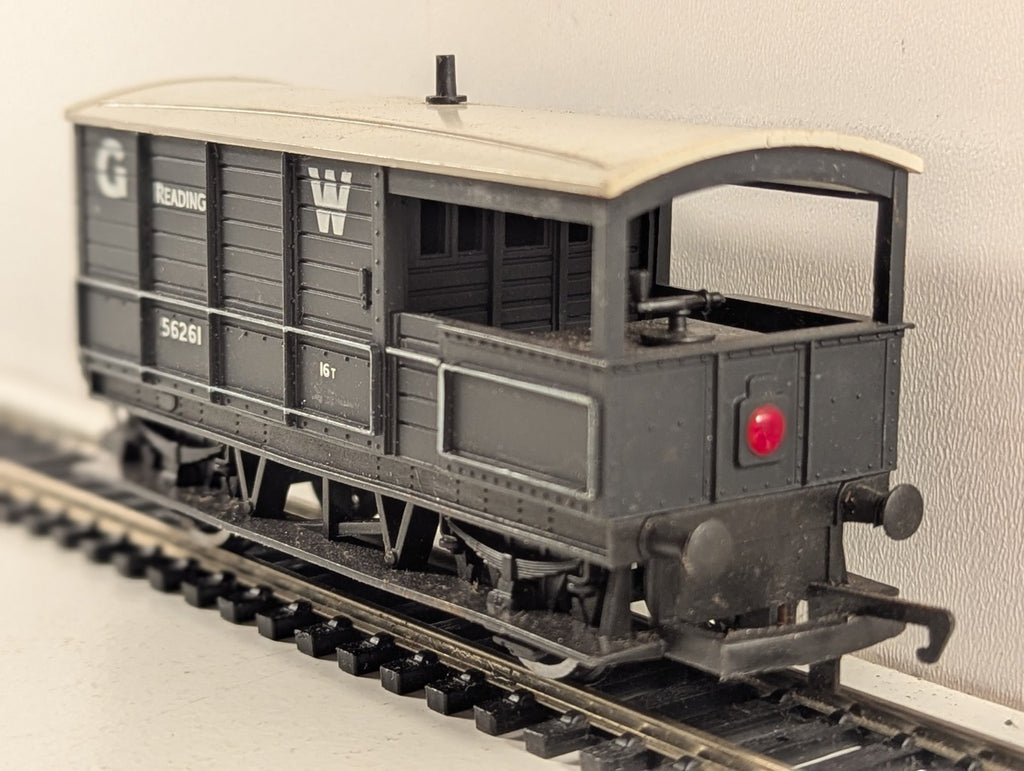 Hornby OO Gauge GWR Toad Brake Van 56261 GWR Grey R016