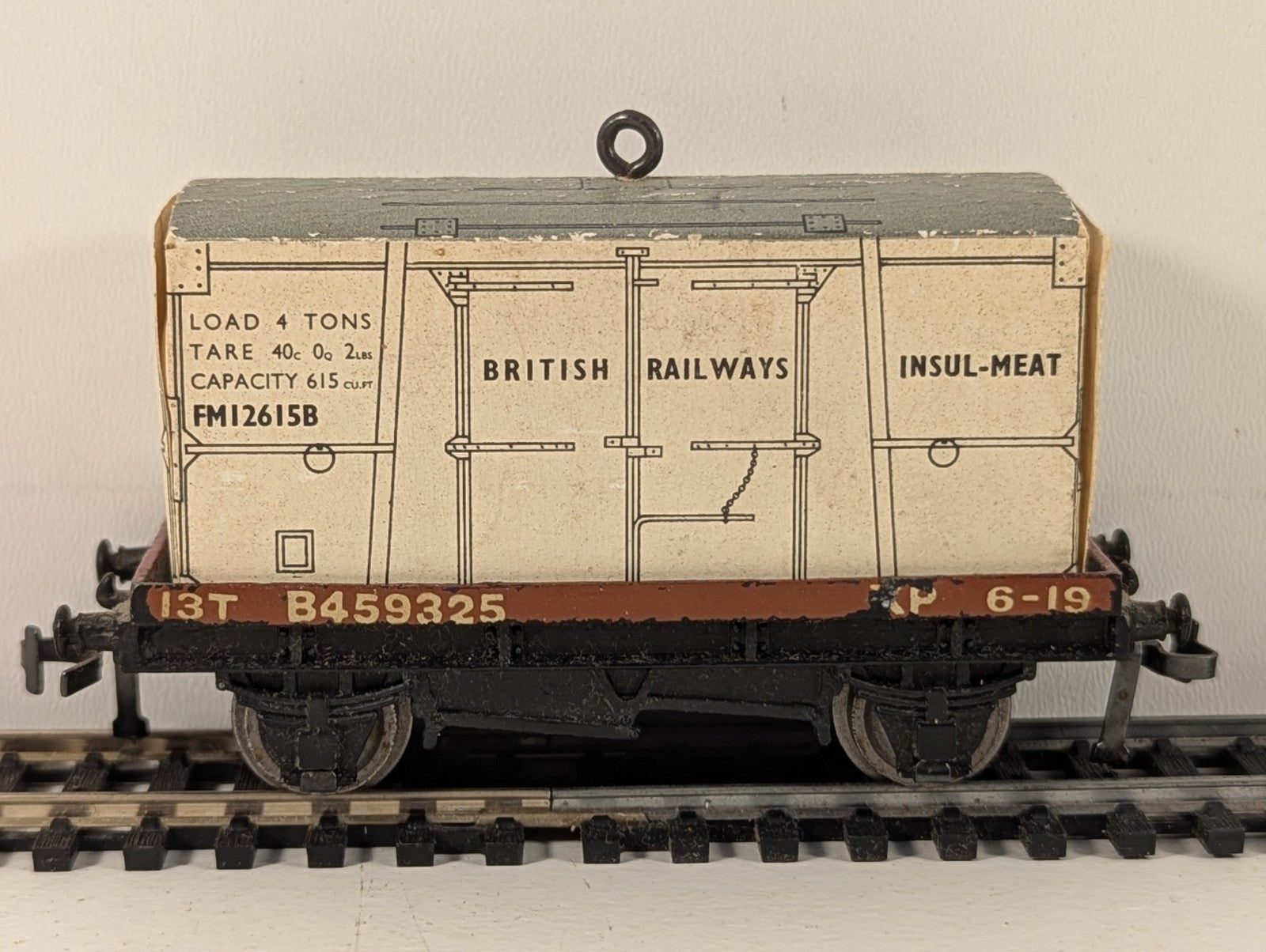 Hornby Dublo OO Gauge Furniture Container Wagon