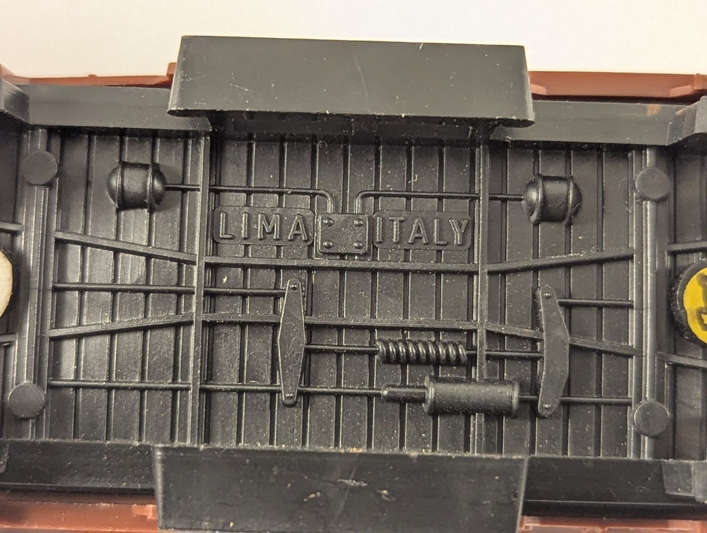 Lima OO Gauge RIV Ferry Van Goods Wagon 214 0 391-0 BR Brown 305634