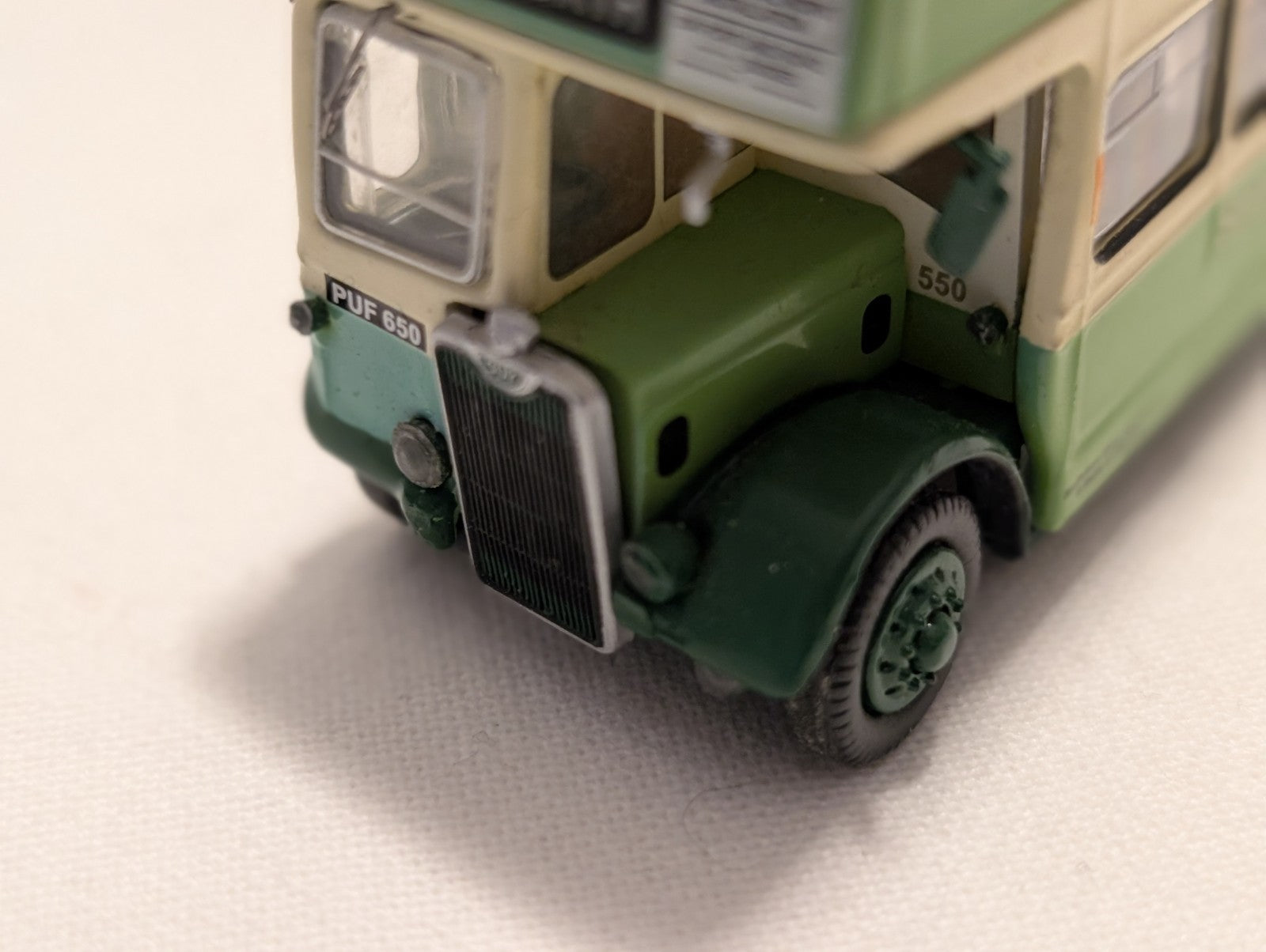 Britbus N6005 Guy Arab Mark IV – Southdown – Needs Grill Gluing