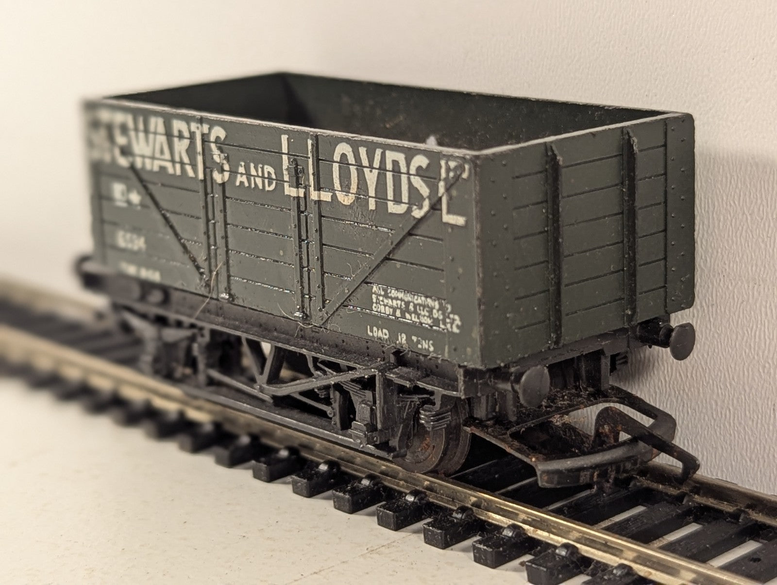 British Trix OO Gauge Stewarts and Lloyds 7-Plank Open Wagon 6534