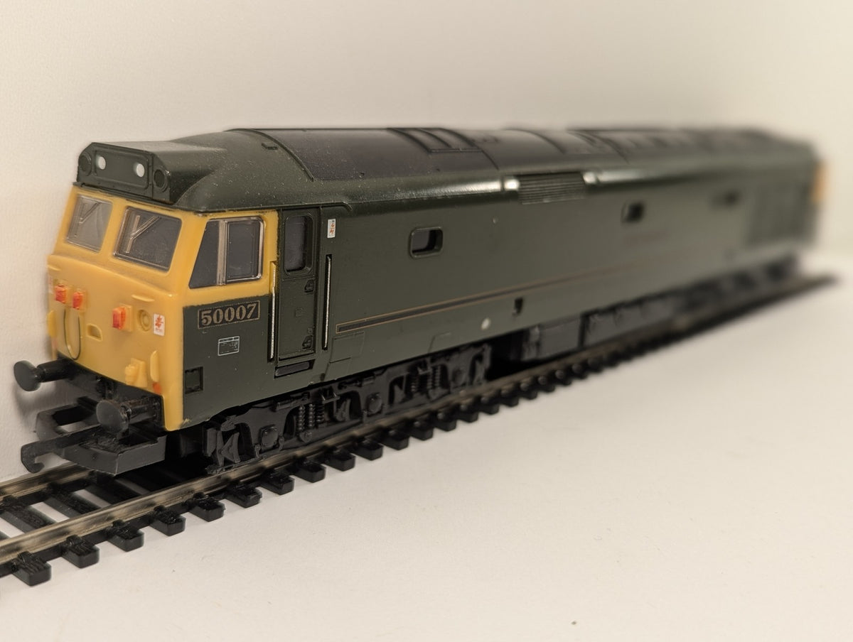 Lima OO Gauge Class 50 50007 'Sir Edward Elgar' Diesel Locomotive GWR Green
