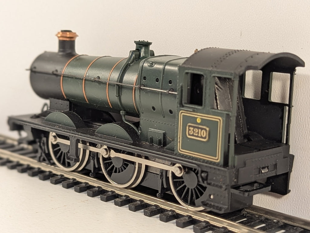 Mainline OO Gauge Class 2251 Collett Goods 0-6-0 Poor Runner