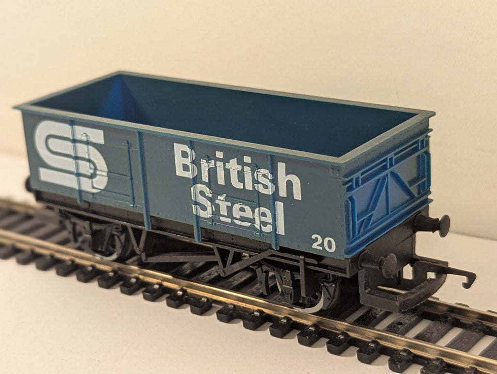Hornby R211 OO Gauge British Steel Open Wagon 20