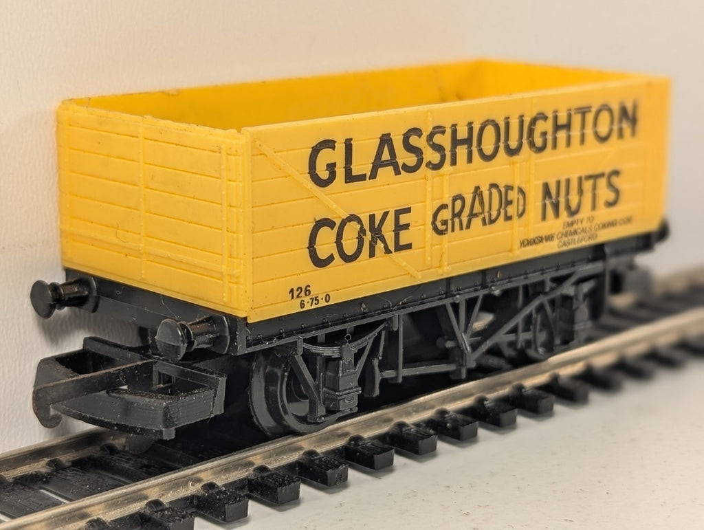Lima OO Gauge Glasshoughton Coke Graded Nuts 7 Plank Wagon 126