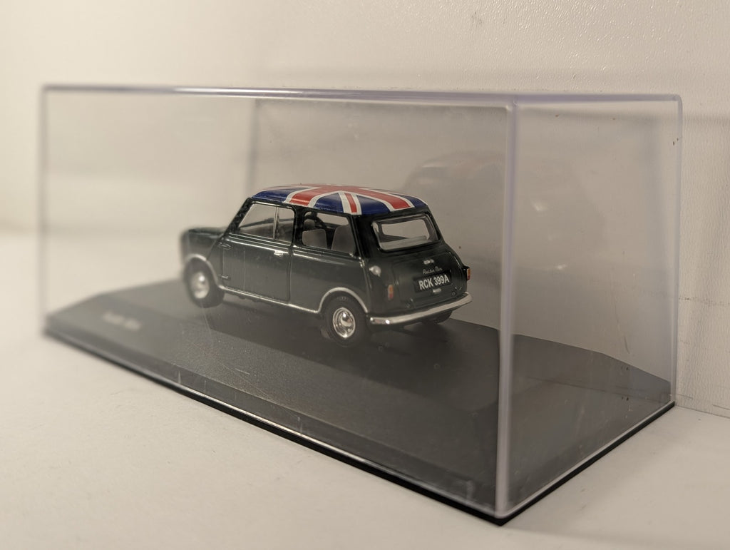Vanguards 1:43 Austin Mini Die-cast Model Car RCK 399A British Racing Green
