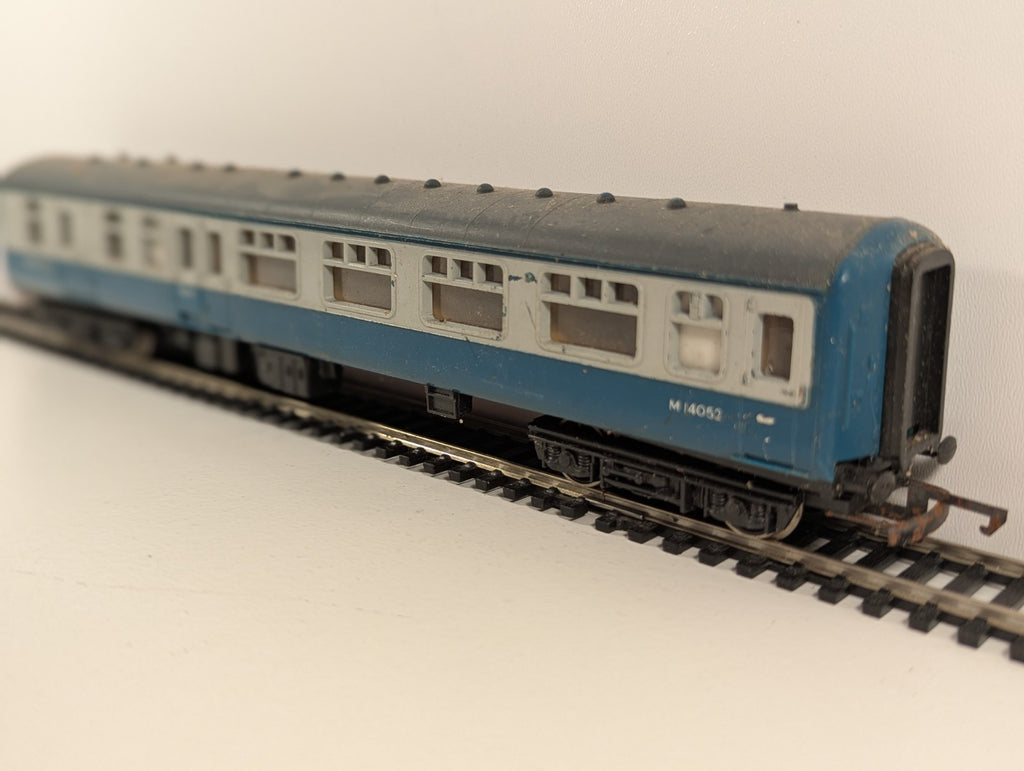 Hornby R922 OO Gauge BR Mk2 InterCity Brake 2nd Coach M14052