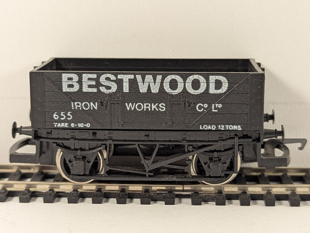 Hornby OO Gauge Bestwood Iron Works Open Wagon 7-Plank Open Wagon 655